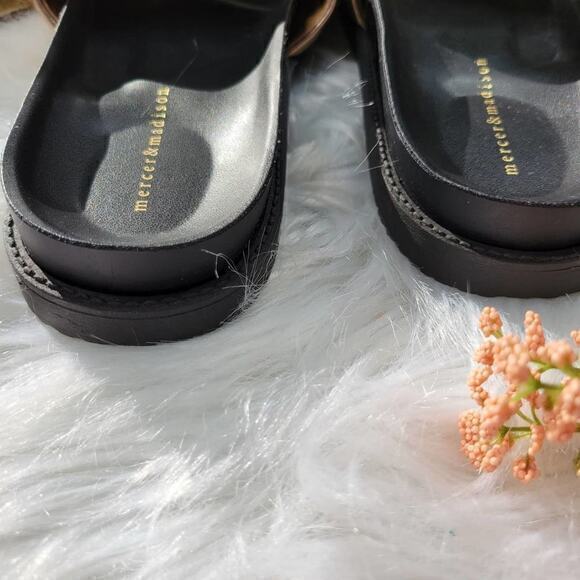 NWOT Mercer & Madison Quilted Rose Gold Slides 6.5 - Picture 3 of 5